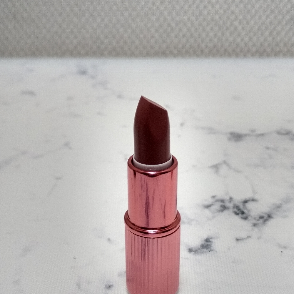 Charlotte Tilbury K.I.S.S.I.N.G Lipstick Icon Baby Mini Size .03 Oz - Picture 3 of 8